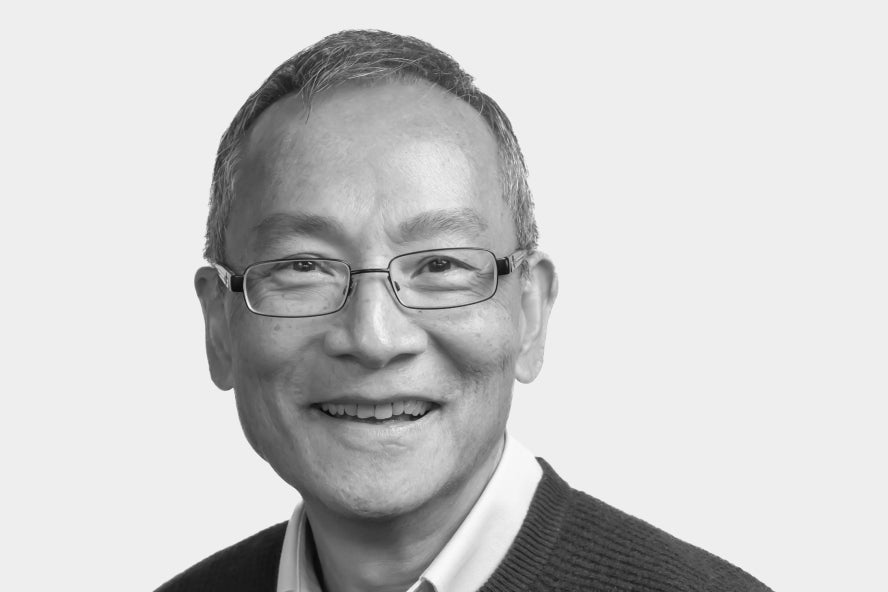 Hung Truong headshot